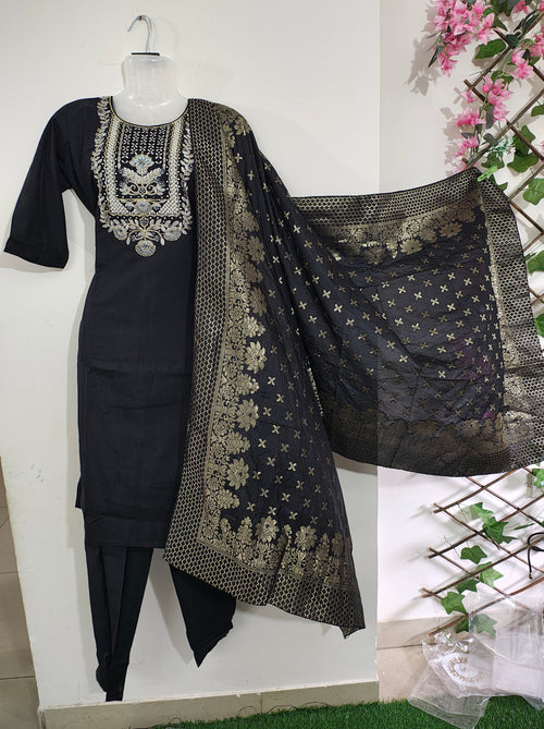 Balwoom Black Kurta Set